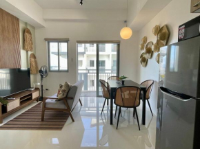 Comfy 2 Bedroom with Balcony